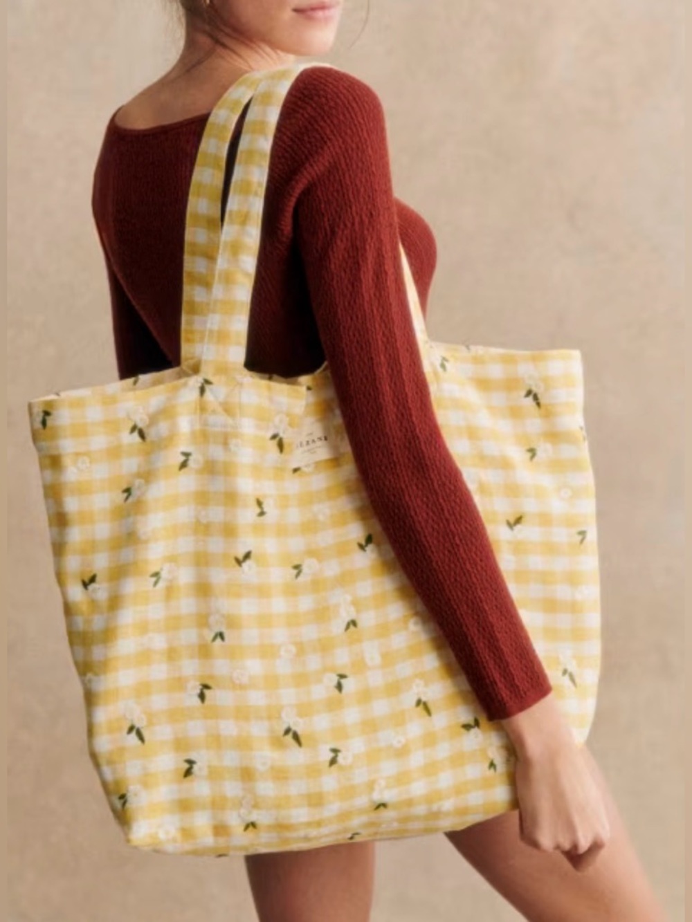 Sézane Big Totebag Straw Yellow Embroidered Daisies, Linen, NWT - Picture 2 of 15